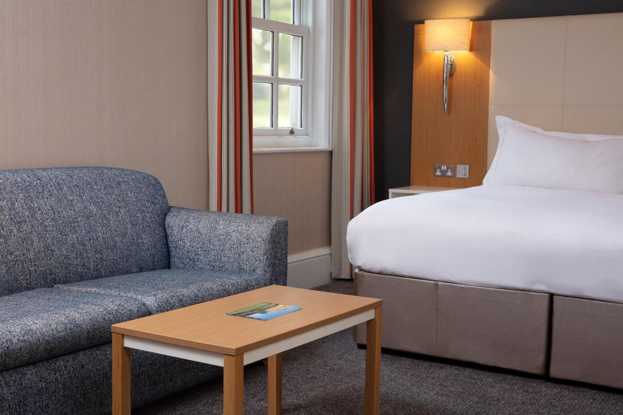 Oulton Hall Hotel, Spa & Golf Resort Leeds  Eksteriør bilde